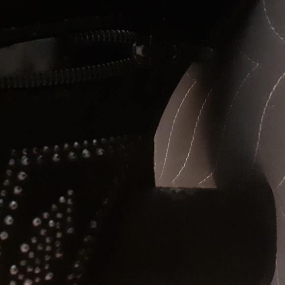 Beautiful boot can dress up or casual bought downtown NYC - Picture 3 of 4